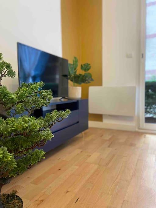 Suite George 5 + Parking Prive Et Securise Arras Exteriör bild